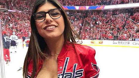 Mia Khalifa big tits Search